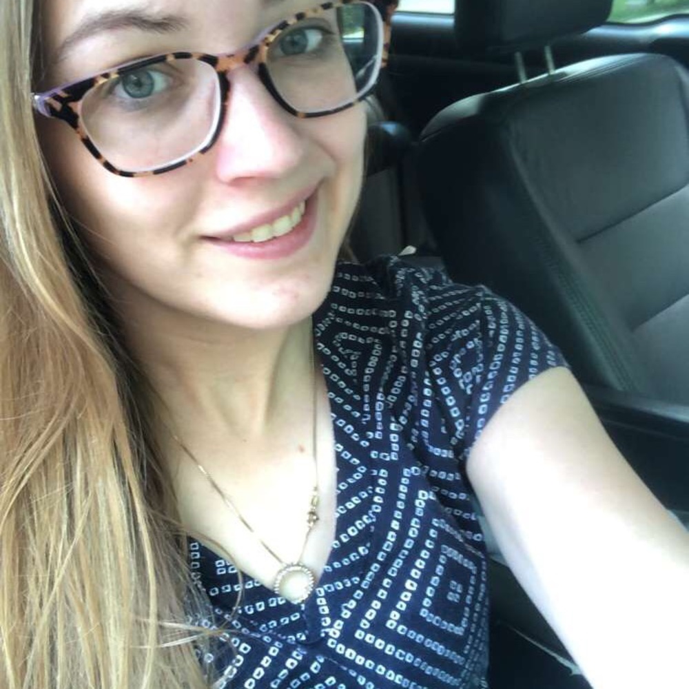 Meet your Posher, Angela
